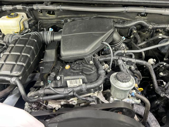 TOYOTA LANDCRUISER PRADO 2023 Image 31