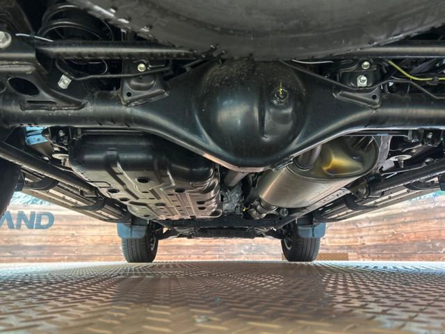 TOYOTA LANDCRUISER PRADO 2023 Image 31