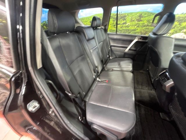 TOYOTA LANDCRUISER PRADO 2023 Image 31