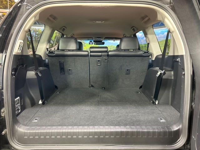 TOYOTA LANDCRUISER PRADO 2023 Image 31