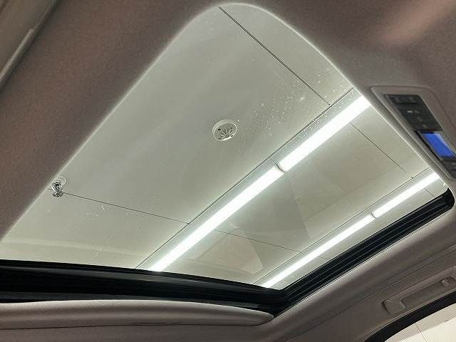 TOYOTA VELLFIRE 2015 Image 31