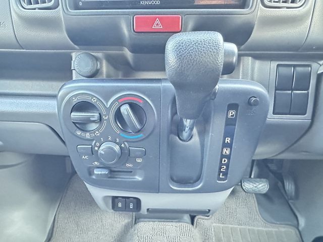 NISSAN NV100 CLIPPER 2024 Image 31