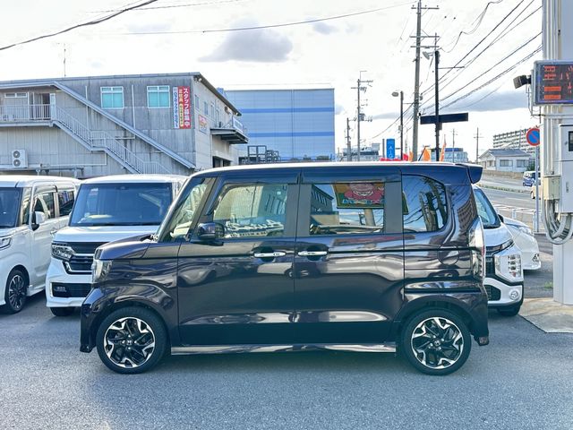 HONDA N BOX CUSTOM 2021 Image 31