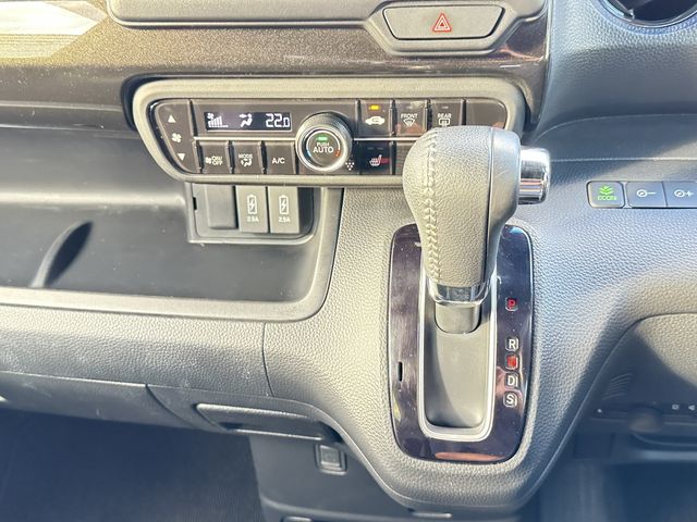 HONDA N BOX CUSTOM 2021 Image 31