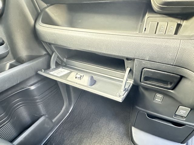 HONDA N BOX CUSTOM 2021 Image 31