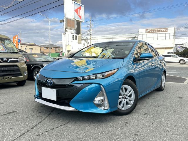 TOYOTA PRIUS PHV 2017 Image 31