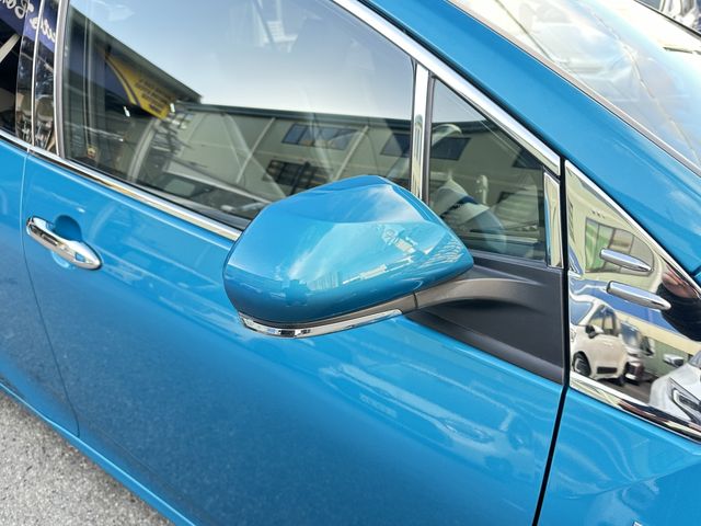 TOYOTA PRIUS PHV 2017 Image 31