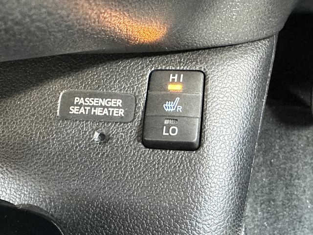 TOYOTA PRIUS PHV 2017 Image 31