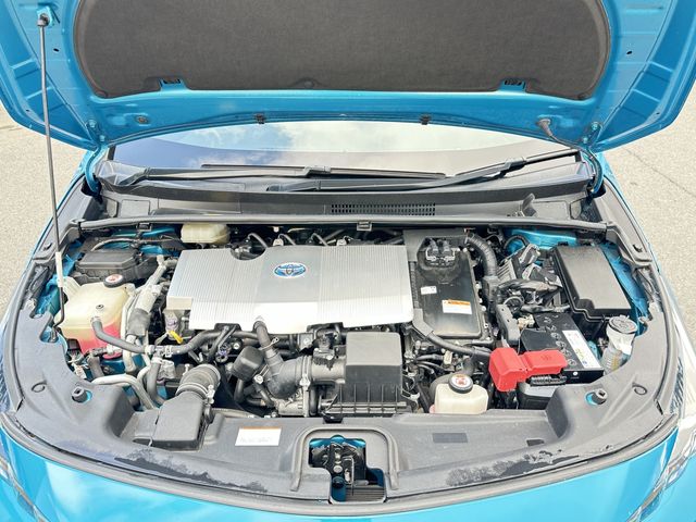 TOYOTA PRIUS PHV 2017 Image 31
