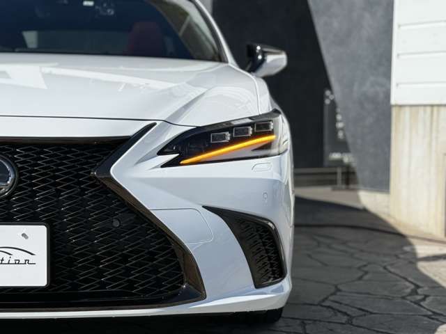 TOYOTA LEXUS ES300H 2023 Image 31