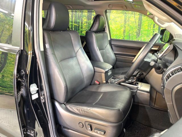 TOYOTA LANDCRUISER PRADO 2022 Image 31