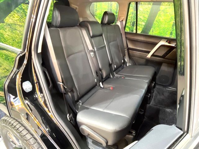 TOYOTA LANDCRUISER PRADO 2022 Image 31