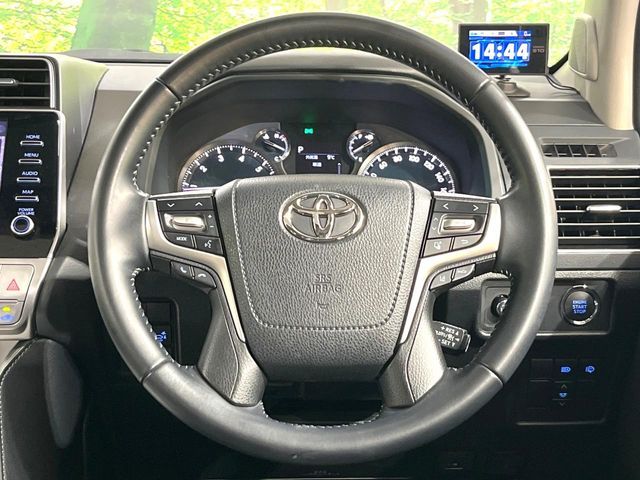 TOYOTA LANDCRUISER PRADO 2022 Image 31