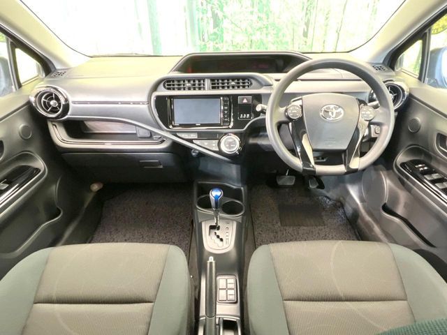 TOYOTA AQUA 2017 Image 31