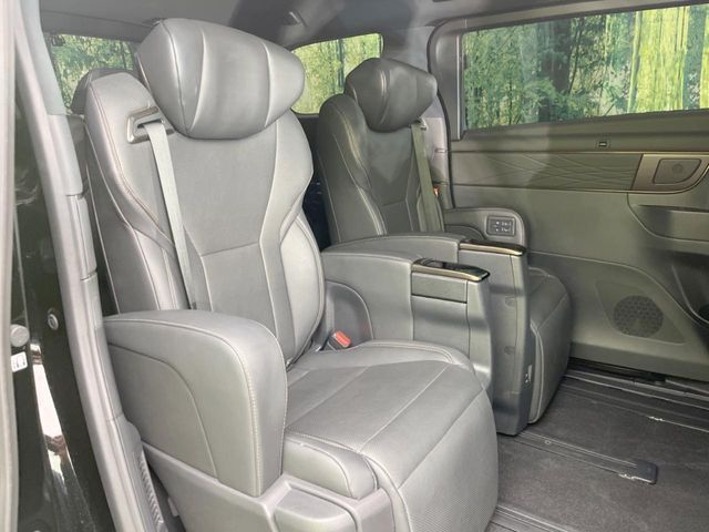 TOYOTA ALPHARD 2023 Image 31