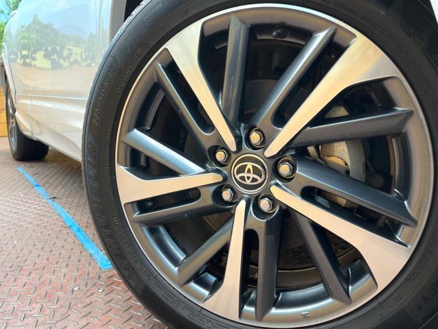 TOYOTA COROLLA CROSS HYBRID 2023 Image 31