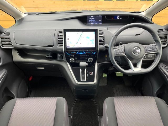 NISSAN SERENA  S-HYBRID 2018 Image 31
