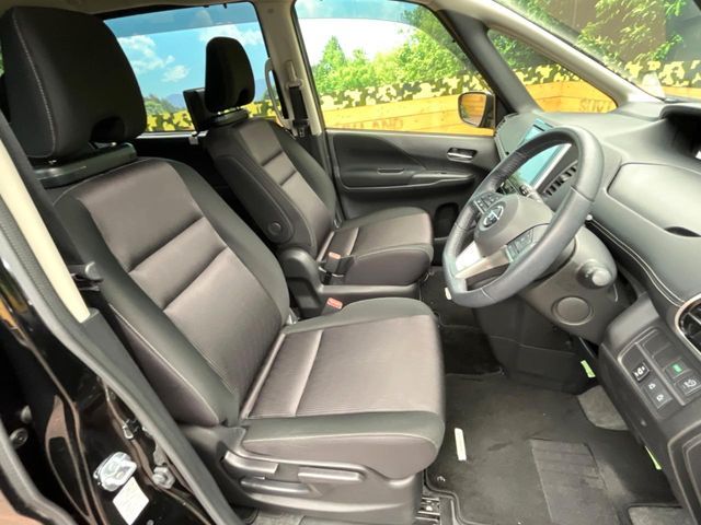 NISSAN SERENA  S-HYBRID 2018 Image 31