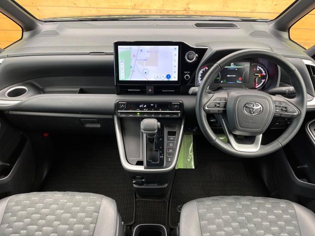 TOYOTA VOXY 2023 Image 31