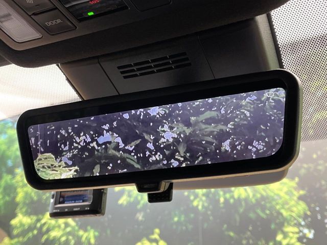 TOYOTA VOXY 2023 Image 31