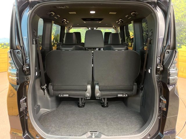 TOYOTA VOXY 2023 Image 31