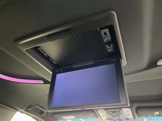 TOYOTA VELLFIRE 2017 Image 31