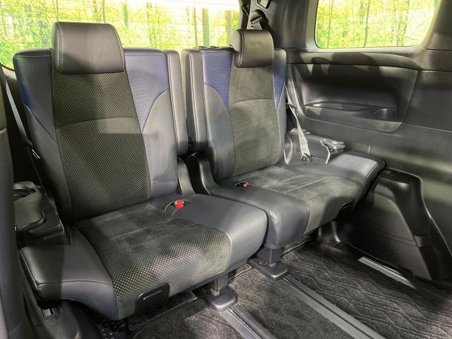 TOYOTA VELLFIRE 2017 Image 31