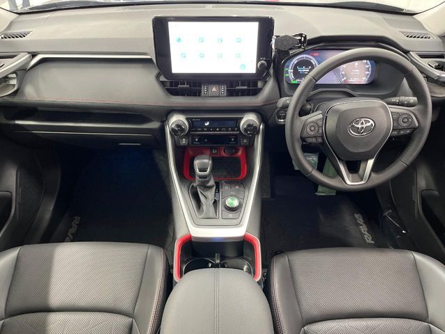 TOYOTA RAV4 HYBRID 4WD 2025 Image 31