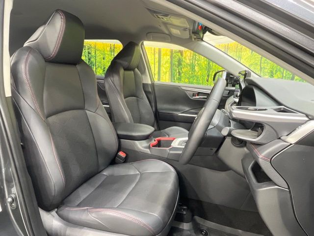 TOYOTA RAV4 HYBRID 4WD 2025 Image 31