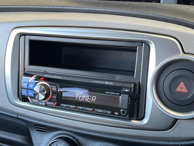 TOYOTA VITZ 2012 Image 31