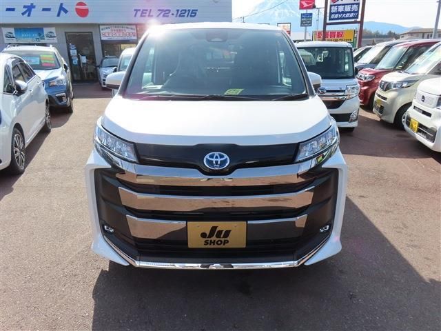 TOYOTA NOAH HYBRID 2024 Image 31