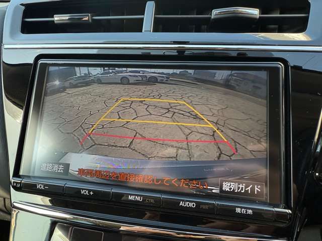 TOYOTA PRIUS ALPHA 2015 Image 31