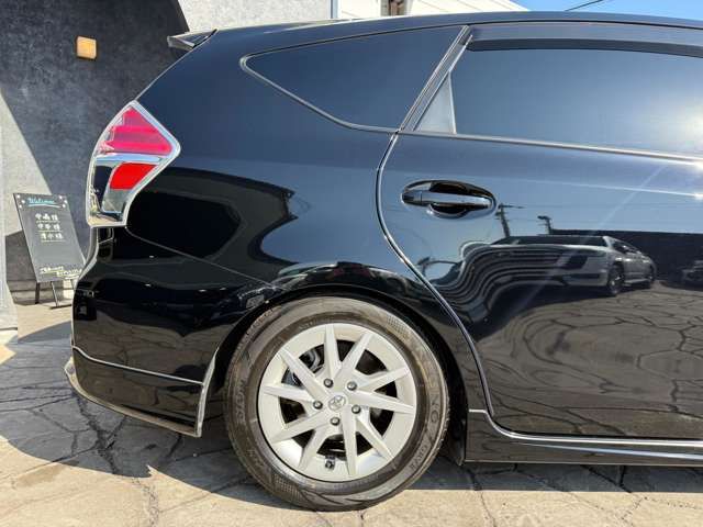 TOYOTA PRIUS ALPHA 2015 Image 31