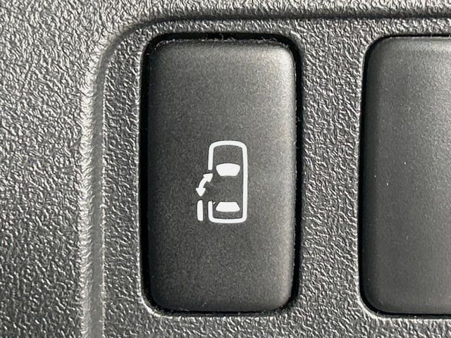 DAIHATSU TANTO CUSTOM 2011 Image 31