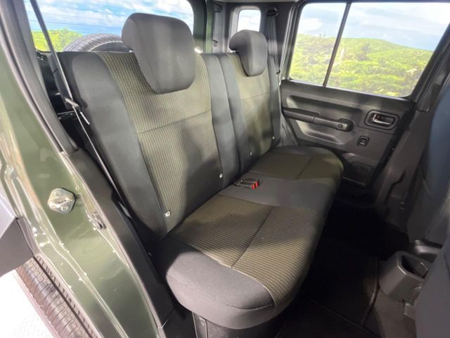 SUZUKI JIMNY NOMADE 2025 Image 31