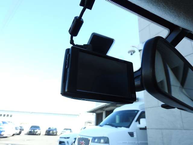 MITSUOKA VIEWT 2020 Image 31