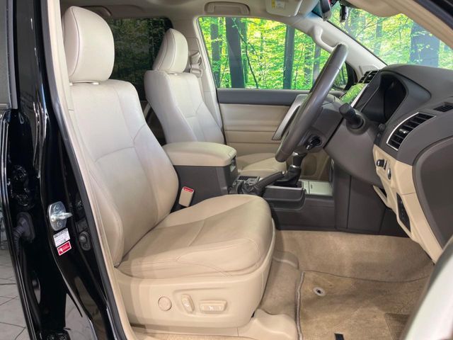 TOYOTA LANDCRUISER PRADO 2023 Image 31