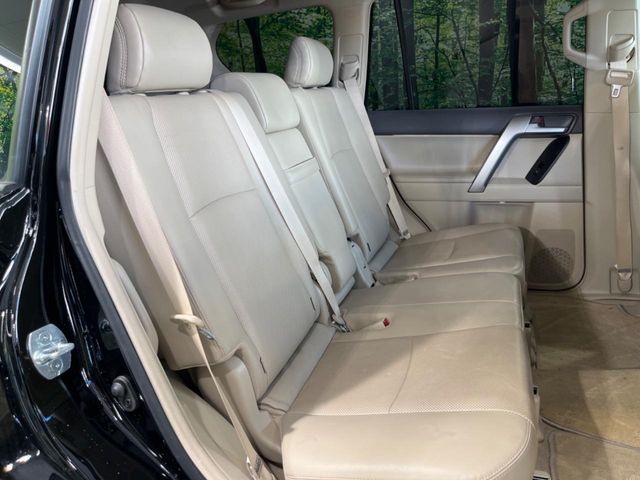 TOYOTA LANDCRUISER PRADO 2023 Image 31