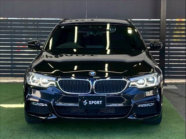 BMW 5SERIES TOURING 2018 Image 31
