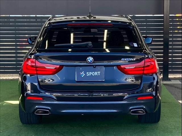 BMW 5SERIES TOURING 2018 Image 31