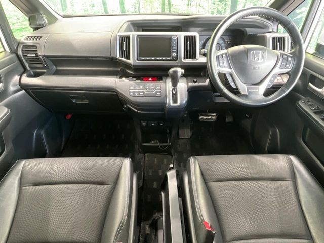 HONDA STEPWAGON SPADA 2013 Image 31