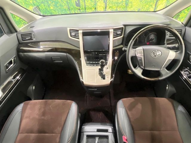 TOYOTA ALPHARD 2013 Image 31