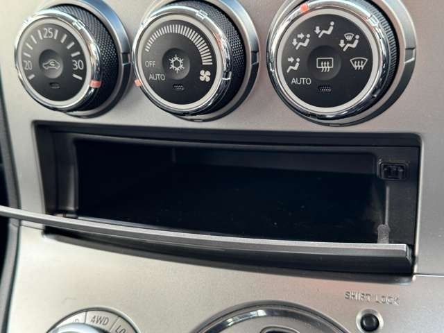 MITSUBISHI DELICA D:5 4WD 2013 Image 31