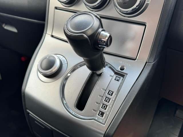 MITSUBISHI DELICA D:5 4WD 2013 Image 31