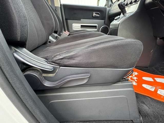 MITSUBISHI DELICA D:5 4WD 2013 Image 31