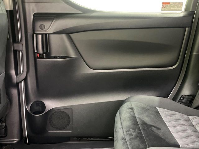 TOYOTA ALPHARD 2018 Image 31