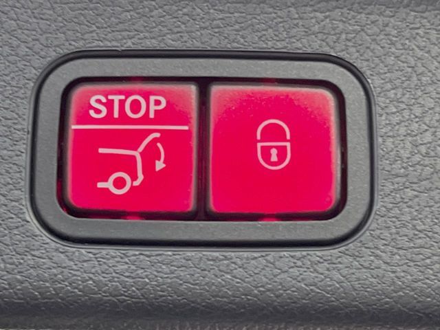 MERCEDES BENZ GLB 2023 Image 31