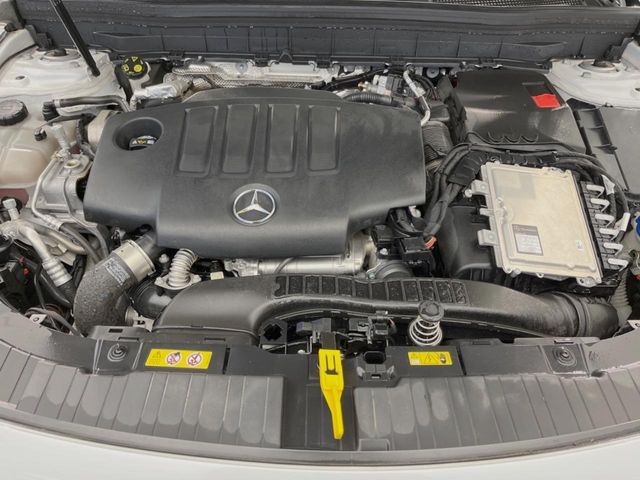 MERCEDES BENZ GLB 2023 Image 31