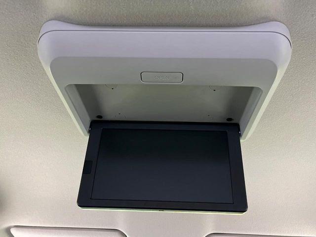 NISSAN ELGRAND 2016 Image 31