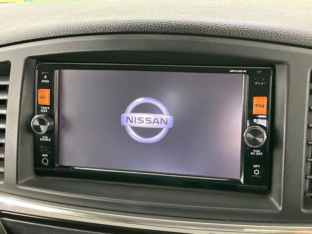 NISSAN ELGRAND 2016 Image 31